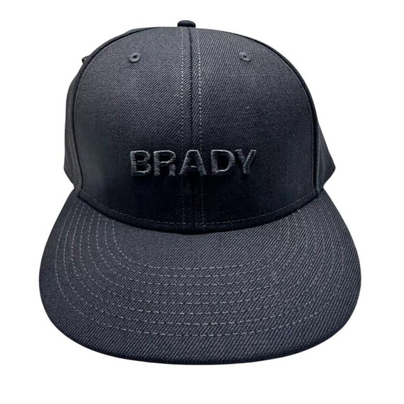 Tom Brady Brand Fitted Hat Cap Black 59 cm Logo NEW WITH TAGS - Picture 1 of 4